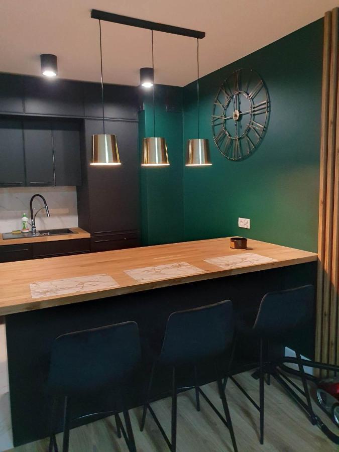 Apartament 3 Pokojowy Lub Pokoj W Mieszkaniu W Nowym Bloku Varşovia Exterior foto