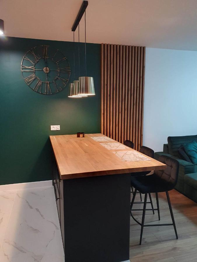Apartament 3 Pokojowy Lub Pokoj W Mieszkaniu W Nowym Bloku Varşovia Exterior foto
