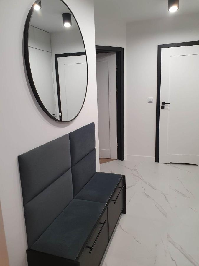 Apartament 3 Pokojowy Lub Pokoj W Mieszkaniu W Nowym Bloku Varşovia Exterior foto