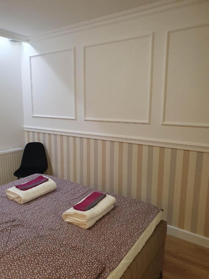 Apartament 3 Pokojowy Lub Pokoj W Mieszkaniu W Nowym Bloku Varşovia Exterior foto