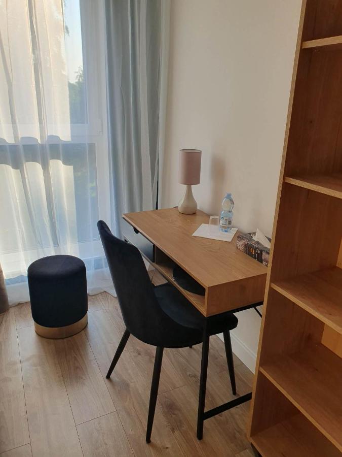 Apartament 3 Pokojowy Lub Pokoj W Mieszkaniu W Nowym Bloku Varşovia Exterior foto