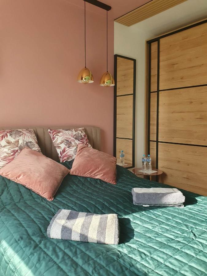 Apartament 3 Pokojowy Lub Pokoj W Mieszkaniu W Nowym Bloku Varşovia Exterior foto